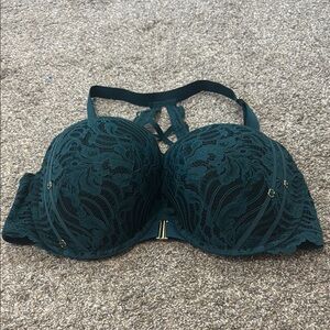 Cacique Front Closure Push Up Bra Underwire Lace